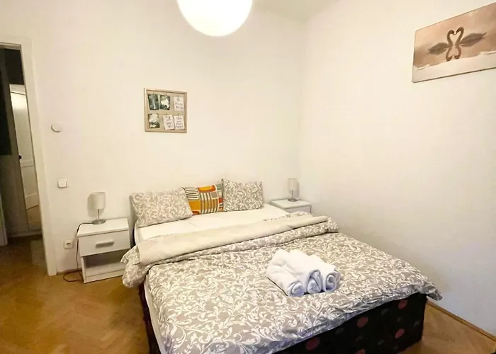 Center Gozsdu Udvar * Βουδαπέστη