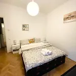 Center Gozsdu Udvar * Budapeszt